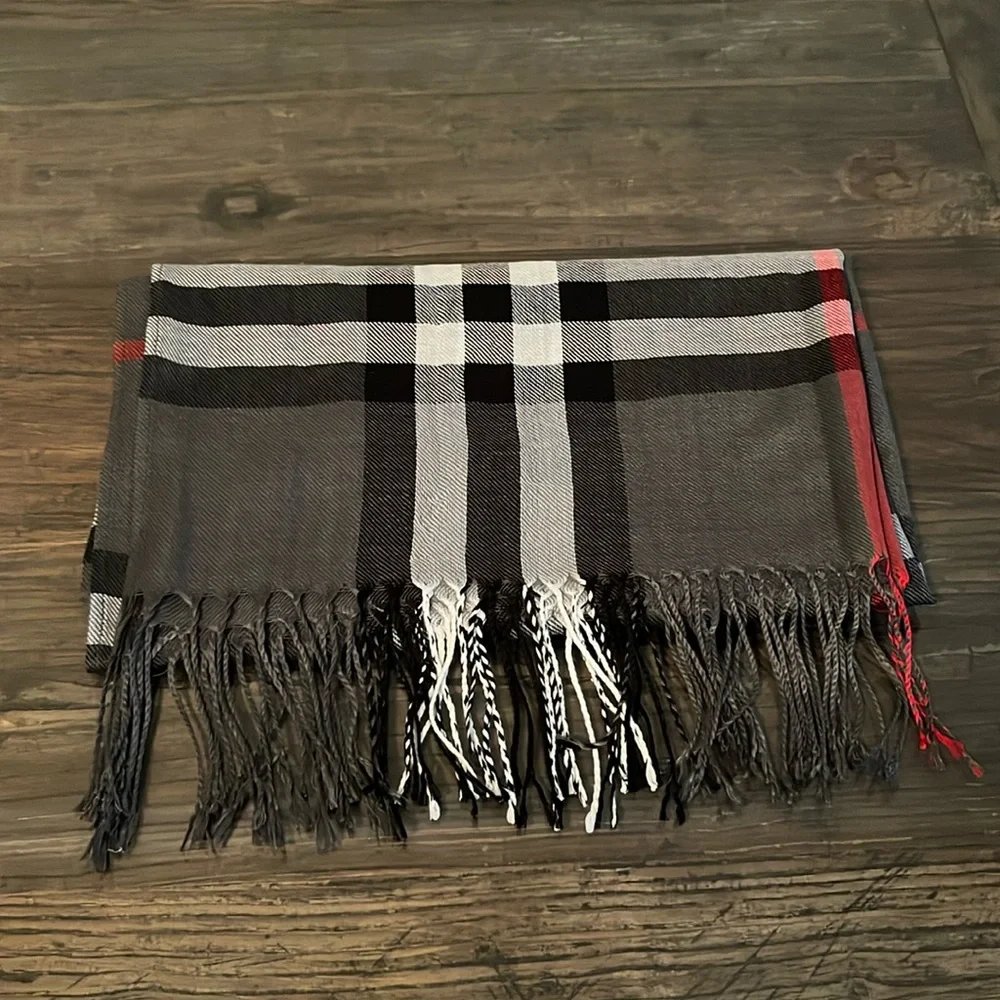 NWOT, Scarf